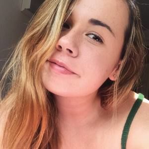 Meet your Posher, Ciara